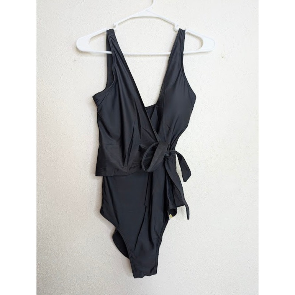 Summersalt Womens Size 8LT One Piece Black Wrap Beach Vacation Slimming Minimal